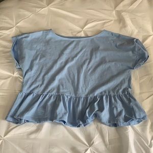 baby blue cropped t shirt